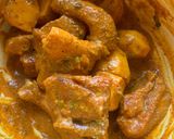 A picture of step 1 of Chicken malai biryani.