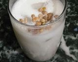 A picture of step 5 of Banana Milk Shake.