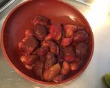 Une image de l'étape 1 de Compote de kiwis et pêches de vigne à la noix de coco.