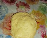 A picture of step 7 of Chocolate and Vanilla Conchas.
