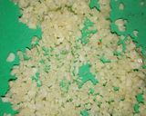 Foto langkah ke 1 dari resep Garlic Crackers.