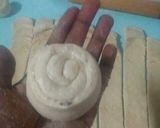 A picture of step 4 of Nice chapatis.