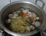 Foto langkah ke 3 dari resep Sop bakso tulang ayam.