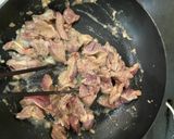 Hình bước làm 3 của món Lòng gà xào mướp