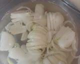 Foto del paso 3 de la receta: Ensalada de fideos y hortalizas 🥕🧅💚