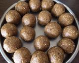 A picture of step 5 of Nutritious dryfruits laddo with edible gum.