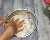 Foto langkah ke 2 dari resep Pizza goreng.