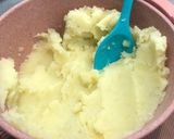 A picture of step 7 of Rosemary Chicken Breasts with Garlic Sauce 🧄.