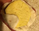 A picture of step 5 of "Ikinari" dumpling .