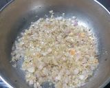 A picture of step 2 of Paneer Bhurji.