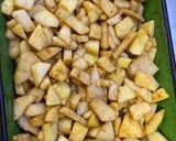 Foto del paso 3 de la receta: Torta tipo crumblé de manzana y peras 🍎🍐