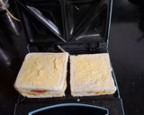 A picture of step 3 of Club & cheese sandwich.