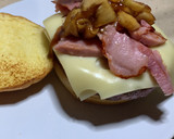 Foto del paso 9 de la receta: Hamburguesa de angus, lacón y manzana al Oporto