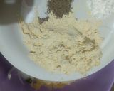 A picture of step 3 of Instant noodles pakoray.