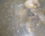 A picture of step 2 of Porridge dal chicken soup.