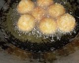 Foto langkah ke 4 dari resep Potato Pompom.