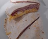 Foto del paso 4 de la receta: Quesadillas Jamón York, queso rallado y huevo revuelto