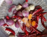 Foto langkah ke 6 dari resep Kerang hijau saus Padang.