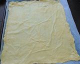 Foto del paso 13 de la receta: 🌯Empanada de morcilla🌭 y pera🍐 con masa casera