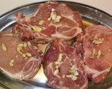 Une image de l'étape 1 de Du porc à la poêle avec le Nuoc Mam.