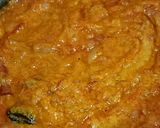 A picture of step 3 of Ragda Patties.