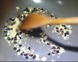 Foto langkah ke 2 dari resep Tumis daun ubi jalar dgn black bean.