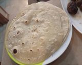 A picture of step 3 of Afghani chicken kabab wraps with signature tomato chutney 💕.