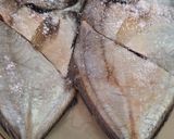 Foto langkah ke 1 dari resep Ikan goreng.