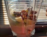 Φωτογραφία βήματος 2 της συνταγής Smoothie με μήλο, μπανάνα & καρύδια