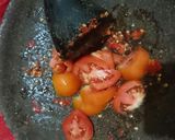 Foto langkah ke 2 dari resep Sambal bawang kemangi.
