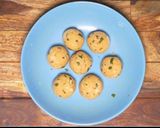 A picture of step 3 of Chatpati Aloo Ki Tikki.