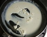 A picture of step 4 of Cheesy broccoli.