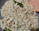 Foto langkah ke 4 dari resep Ayam suwir isian lemper.