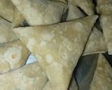 صورة لخطوة 10 من وصفة سمبوسة بخبز الشاورما..🤫