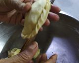 A picture of step 6 of Sooji Dry fruits Gujhiya Mawa Gughra Rava Karanji.