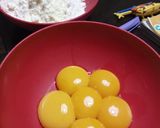 Foto langkah ke 1 dari resep Marmer cake.