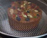 एगलेस फ्रूट प्लम केक ऑन गैस स्टोव (Eggless Fruit Plum Cake On Gas Stove ki recipe in hindi) रेसिपी चरण 15 फोटो