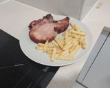 Foto del paso 3 de la receta: Chuleta Sajonia con Papas Fritas al horno