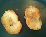 Foto del paso 7 de la receta Revuelto de ajetes, langostinos y espárragos verdes