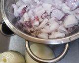Foto del paso 1 de la receta: Pica-pica de calamar y gambones