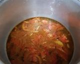 A picture of step 2 of Daal sabat masoor.