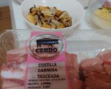 Foto del paso 1 de la receta: Arroz meloso de cerdo, mejillones y pollo