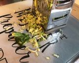 Une image de l'étape 4 de Salade de roquette au jambon blanc et légumes du jardin.