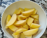 Foto del paso 1 de la receta: Patatas Deluxe caseras en freidora de aire Bake&Fry 2500 Touch