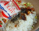 Foto langkah ke 5 dari resep Nasi Goreng ala Solaria.