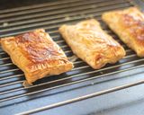 A picture of step 6 of Sweet potato and butternut squash curry puff pastry with a touch of Christmas sense 🎄.
