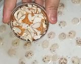 A picture of step 3 of Dryfruits Makhana Kheer.