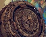 صورة لخطوة 11 من وصفة كاتوه بوصفة كيكة الشوكلاتة الهشة