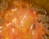 A picture of step 3 of Macaroni and beans jallop.