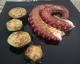 Foto del paso 4 de la receta: Pulpo con Calabacín a la Plancha con Emulsión Cítrica de Lima y Orégano
